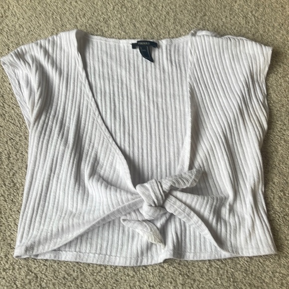 White forever 21 short sleeve tie top - Picture 1 of 1